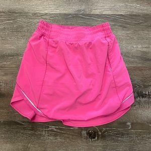 Lululemon Hotty Hot high rise skirt size 6